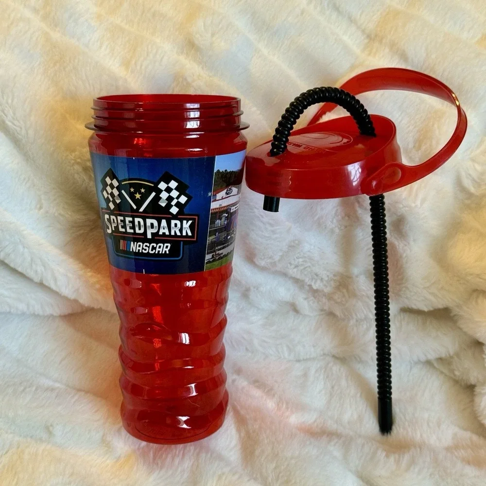 NASCAR Speed Park Souvenir Cup 32oz‎ Red w/ Handle Lid & Straw Whirley